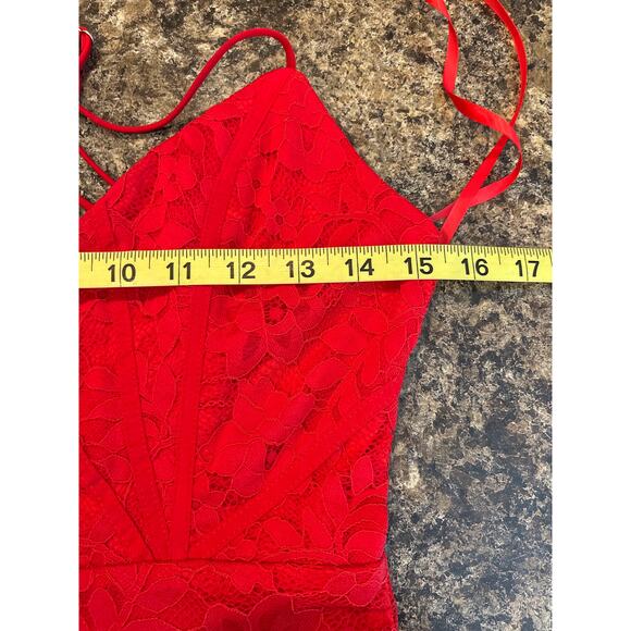 Hello Molly NEW Size 8 Run Away with Me Red Lace Mini Dress - Picture 11 of 12